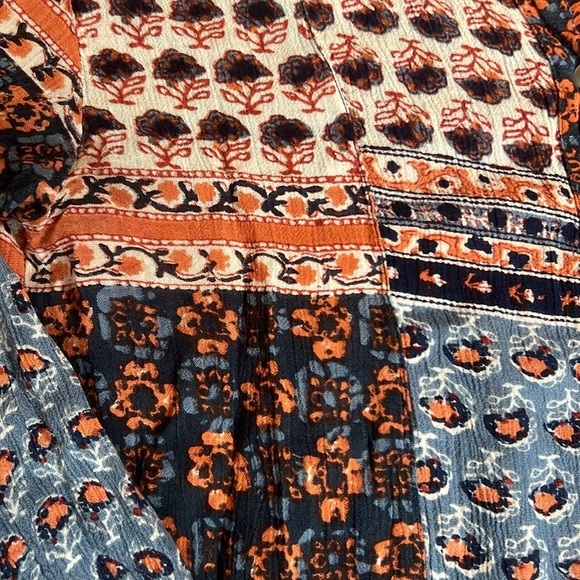 Free People Women’s Boho Patterned Shirt Button Down Crinkle Blouse sz S - Picture 4 of 10